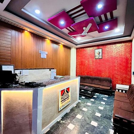 Hotel Gokul Palace Udaipur Ngoại thất bức ảnh