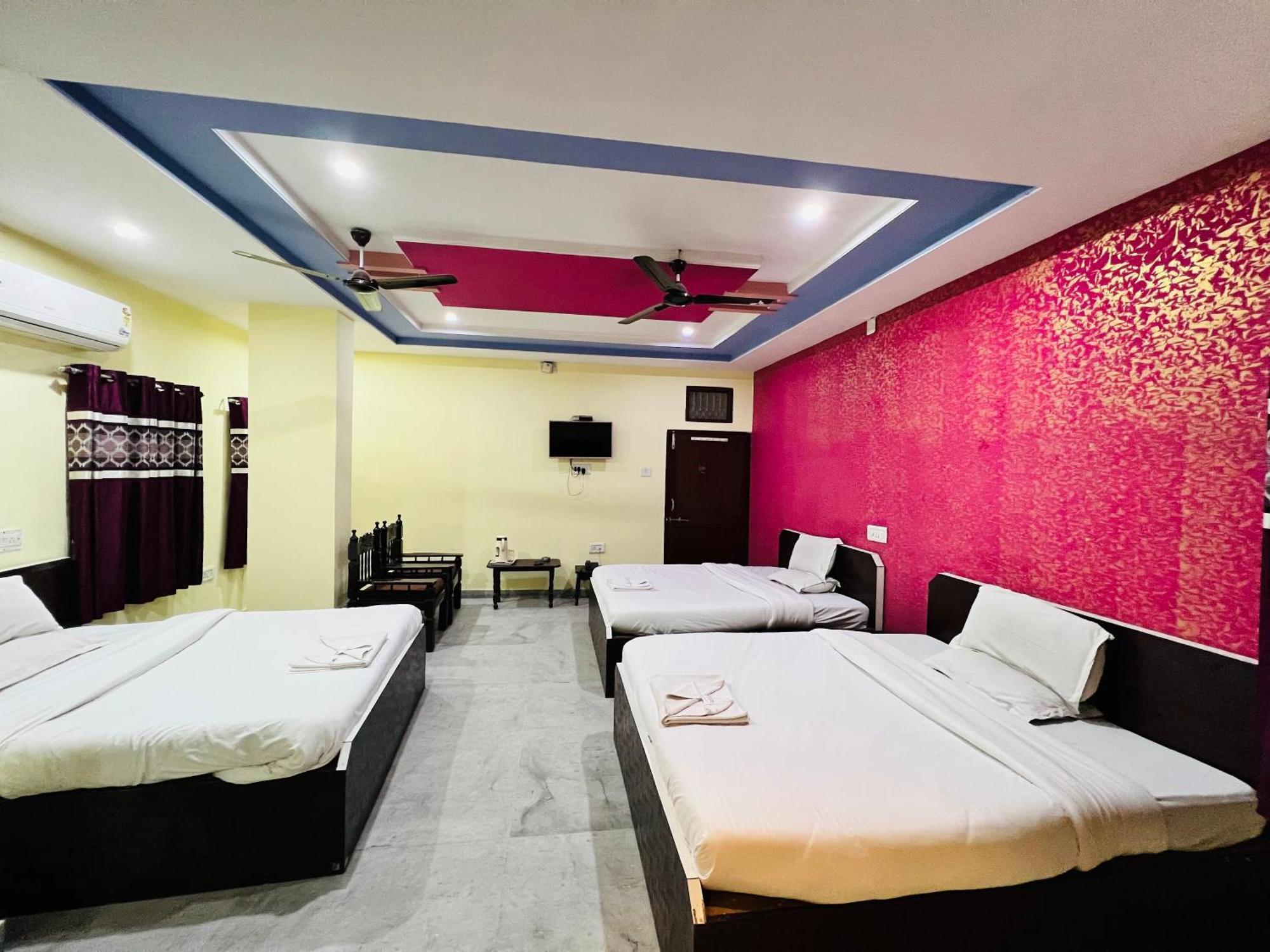 Hotel Gokul Palace Udaipur Ngoại thất bức ảnh